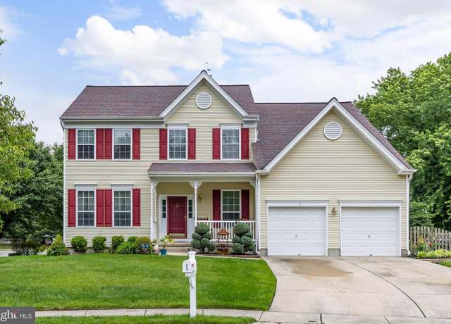 Property at 1 Catenary Cir, Deptford, NJ 08096, 4 beds, 2.5 baths