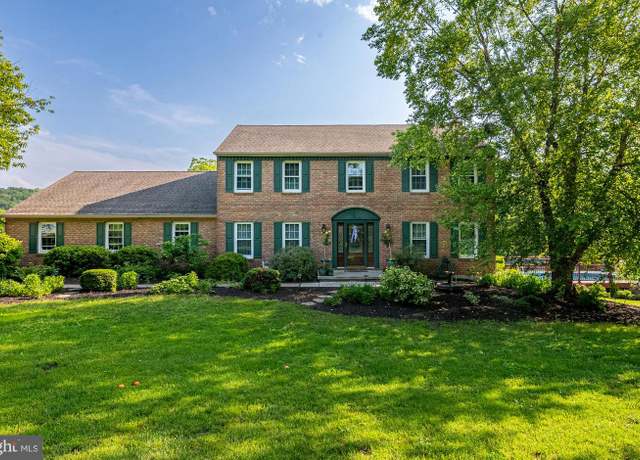 Property at 1024 Hilltop Rd, Leesport, PA 19533, 4 beds, 3 baths