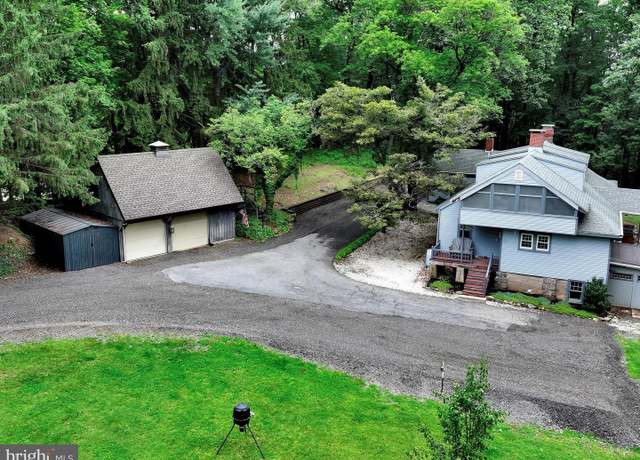 Property at 265 Ridgeway Rd, Birdsboro, PA 19508, 5 beds, 3 baths