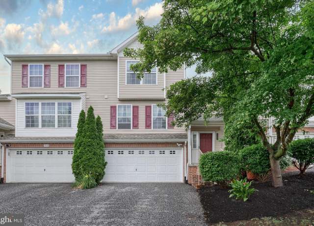 Property at 1153 Cross Creek Dr, Mechanicsburg, PA 17050, 4 beds, 2.5 baths