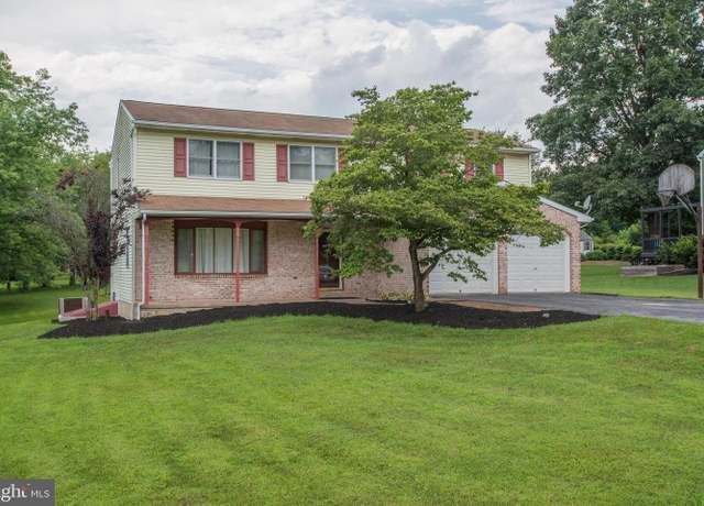 Property at 239 Grandview Rd, Hummelstown, PA 17036, 4 beds, 2.5 baths
