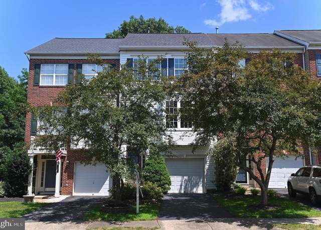 Property at 10167 Pale Rose Loop, Bristow, VA 20136, 3 beds, 2.5 baths
