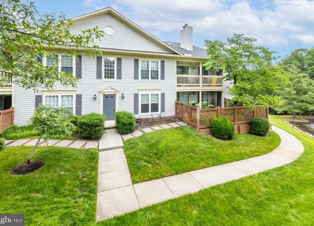 Property at 12367 Wadsworth Way #40, Woodbridge, VA 22192, 2 beds, 2 baths