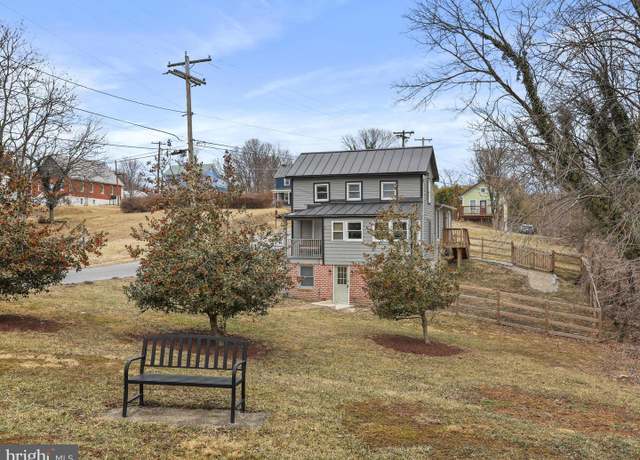 Property at 501 Franklin St, Harpers Ferry, WV 25425, 3 beds, 1 bath