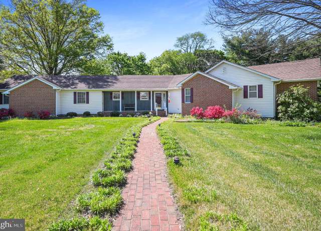 Property at 414 Garrison Cir, Smyrna, DE 19977, 4 beds, 3.5 baths