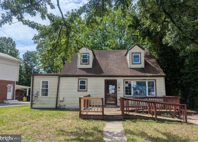 Property at 109 Olen Dr, Glen Burnie, MD 21061, 4 beds, 2 baths