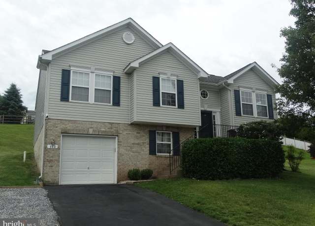 Property at 112 Colton Ct, Smithsburg, MD 21783, 4 beds, 3 baths