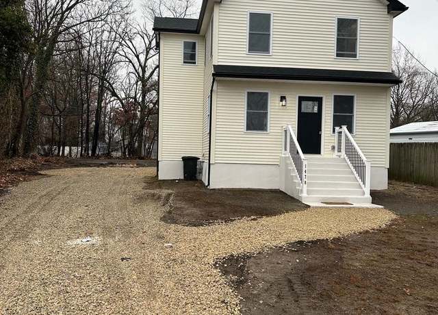 Property at 1478 Hurffville Rd, Deptford, NJ 08096, 3 beds, 2.5 baths