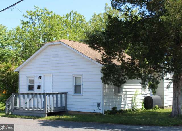 Property at 8 Pine St, New Egypt, NJ 08533, 3 beds, 2 baths