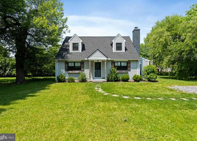 Property at 917 West Chester Pike, West Chester, PA 19380, 3 beds, 2 baths