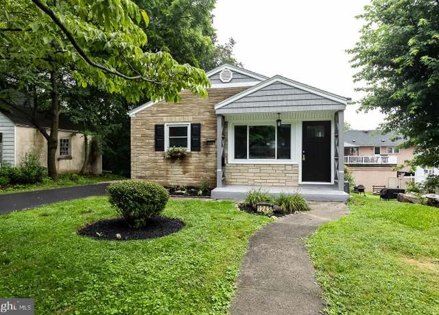 Property at 1243 Oak St, Coatesville, PA 19320, 3 beds, 2 baths