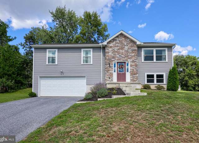 Property at 6 Swansea Dr, Middletown, PA 17057, 3 beds, 2 baths