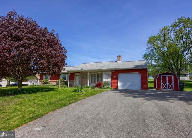 Property at 14 Springside Dr, Quarryville, PA 17566, 3 beds, 2 baths