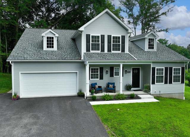 Property at 2312 Raleigh Dr, Lancaster, PA 17601, 4 beds, 3.5 baths