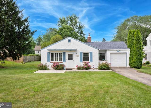 Property at 902 Hunters Ln, Oreland, PA 19075, 3 beds, 1 bath