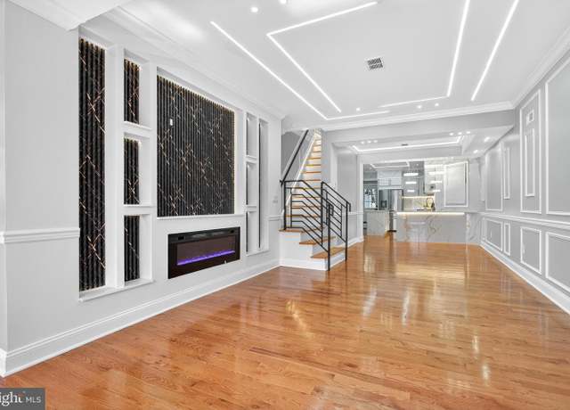 Property at 5111 Warrington Ave, Philadelphia, PA 19143, 4 beds, 2.5 baths