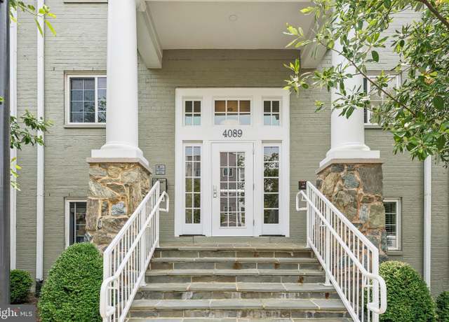 Property at 4089 S Four Mile Run Dr #203, Arlington, VA 22204, 2 beds, 2 baths