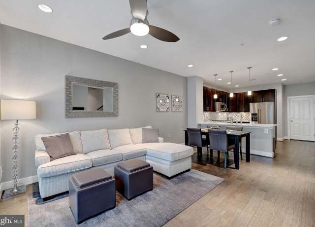 Property at 2104 Potomac Ave #101, Alexandria, VA 22301, 3 beds, 2.5 baths