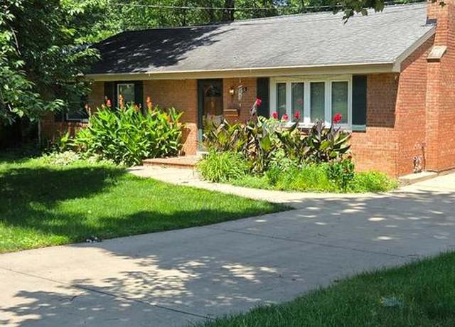 Property at 7632 Webbwood Ct, Springfield, VA 22151, 4 beds, 3 baths