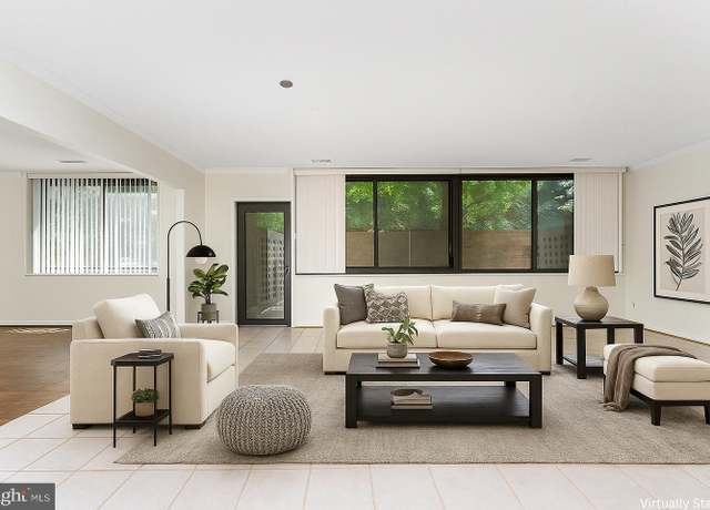 Property at 3713 S George Mason Dr Unit T5, Falls Church, VA 22041, 3 beds, 2.5 baths