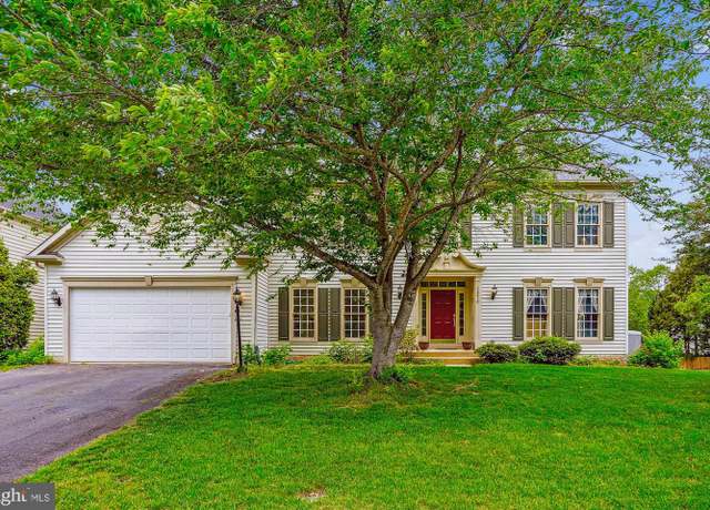 Property at 12630 Garry Glen Dr, Bristow, VA 20136, 4 beds, 3.5 baths