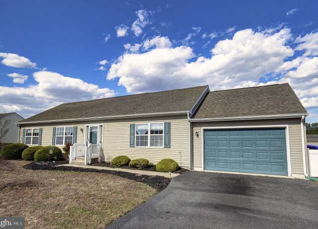 Property at 30425 E Barrier Reef Blvd, Lewes, DE 19958, 3 beds, 2 baths