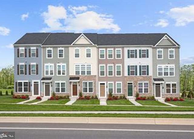 Property at 131 Drydock Way Unit H, Brooklyn Park, MD 21225, 3 beds, 3.5 baths