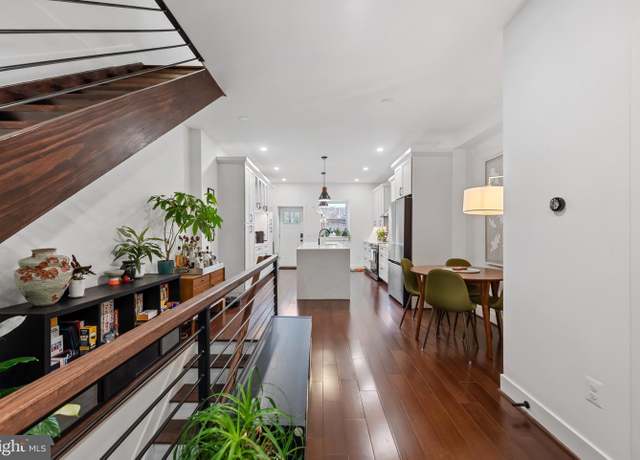 Property at 3923 Roland Ave, Baltimore, MD 21211, 5 beds, 3.5 baths