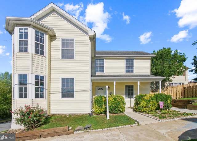 Property at 301 N Maple Ave, Brunswick, MD 21716, 3 beds, 2 baths