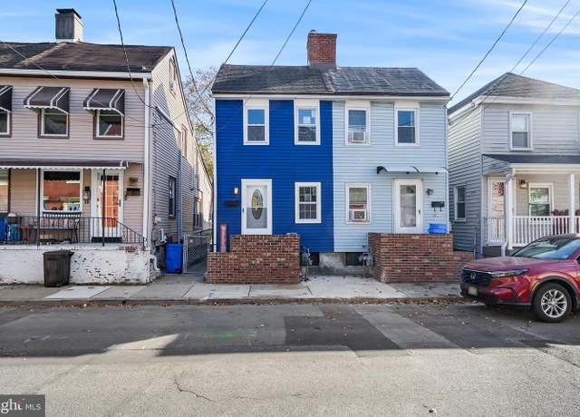Property at 10 E Burlington St, Bordentown, NJ 08505, 2 beds, 1.5 baths