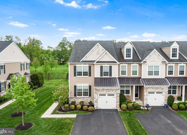Property at 311 W Boulder Dr, Chalfont, PA 18914, 4 beds, 3 baths