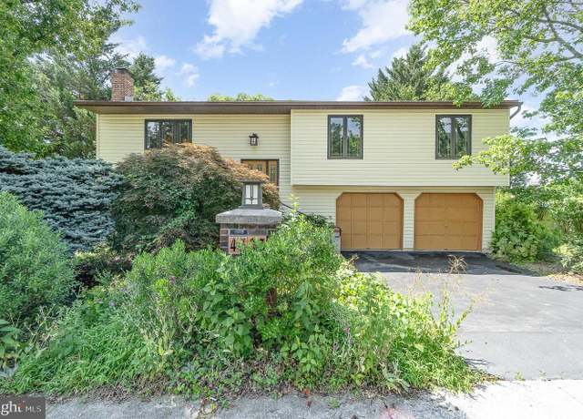 Property at 4303 Kentucky Dr, Harrisburg, PA 17112, 3 beds, 2.5 baths