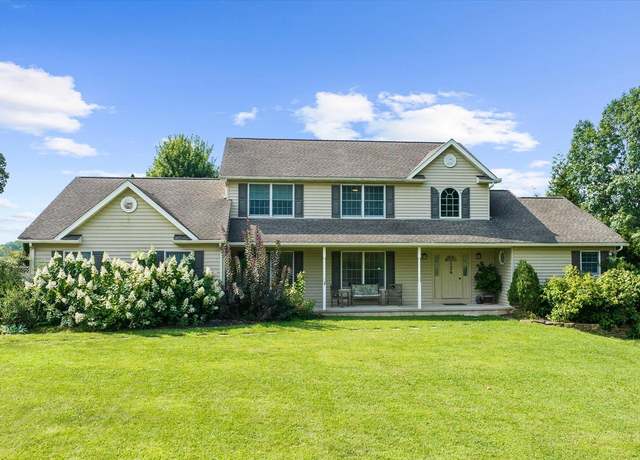 Property at 126 Little Rd, Perkiomenville, PA 18074, 6 beds, 3.5 baths