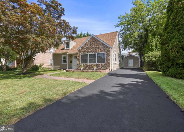 Property at 436 Manor Rd, Hatboro, PA 19040, 4 beds, 2 baths