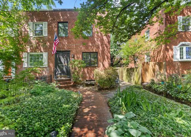 Property at 725 S Columbus St, Alexandria, VA 22314, 3 beds, 3 baths
