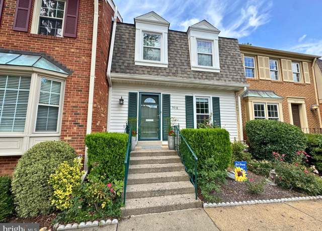 Property at 5018 Domain Pl, Alexandria, VA 22311, 3 beds, 3.5 baths