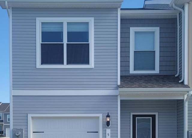 Property at 50 Bloomsbury St, Falling Waters, WV 25419, 3 beds, 2.5 baths