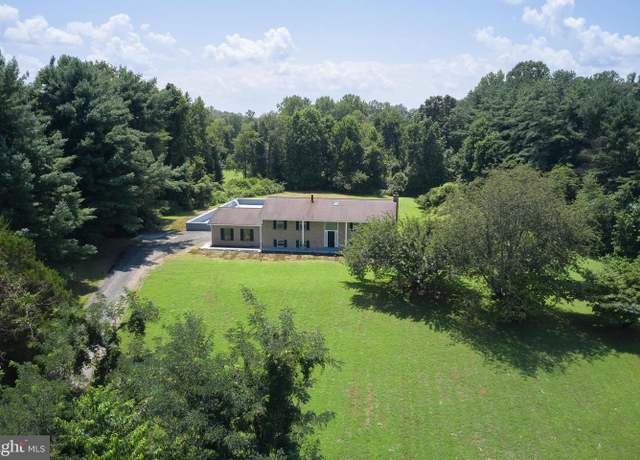 Property at 5850 Cari Rd, Huntingtown, MD 20639, 5 beds, 3.5 baths