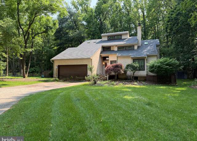 Property at 329 Mt Laurel, Mount Laurel, NJ 08054, 4 beds, 2 baths