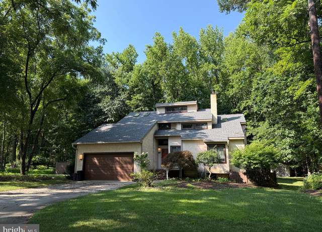 Property at 329 Mt Laurel Rd, Mount Laurel, NJ 08054, 4 beds, 2 baths