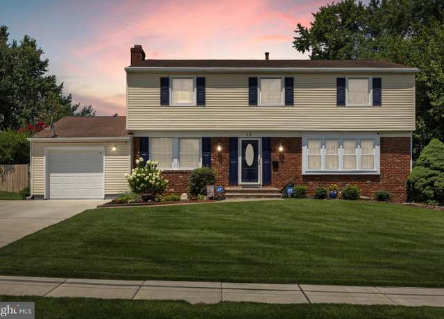 Property at 13 Rutgers Dr, Delran, NJ 08075, 4 beds, 2.5 baths