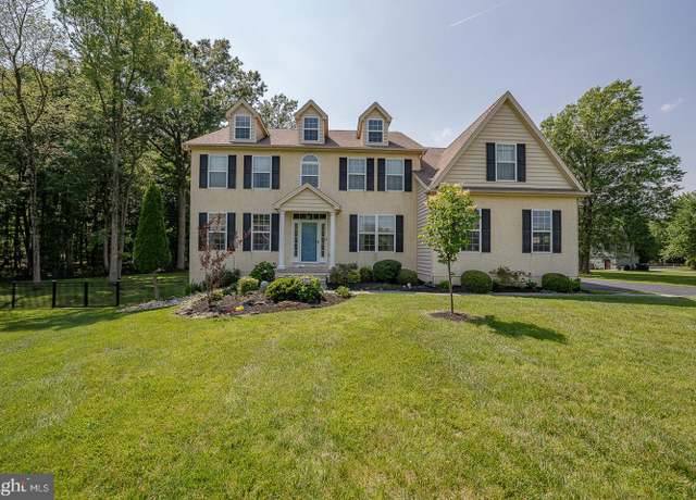Property at 3511 Marthas Way, Garnet Valley, PA 19060, 4 beds, 2.5 baths