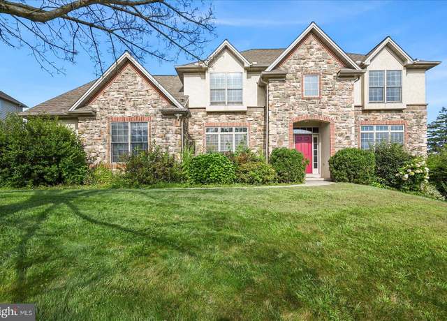 Property at 704 Goddard Dr, York, PA 17402, 5 beds, 3.5 baths