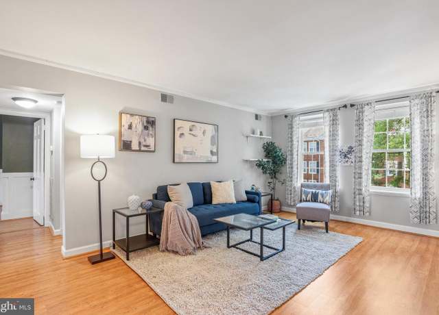 Property at 3046 S Buchanan St Unit B2, Arlington, VA 22206, 2 beds, 1 bath