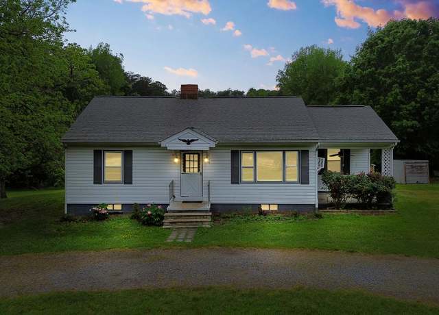 Property at 7166 Fredericksburg Tpke, Woodford, VA 22580, 2 beds, 1 bath
