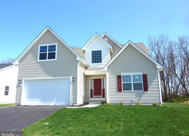 Property at 217 Villa Dr, Clayton, DE 19938, 4 beds, 2.5 baths