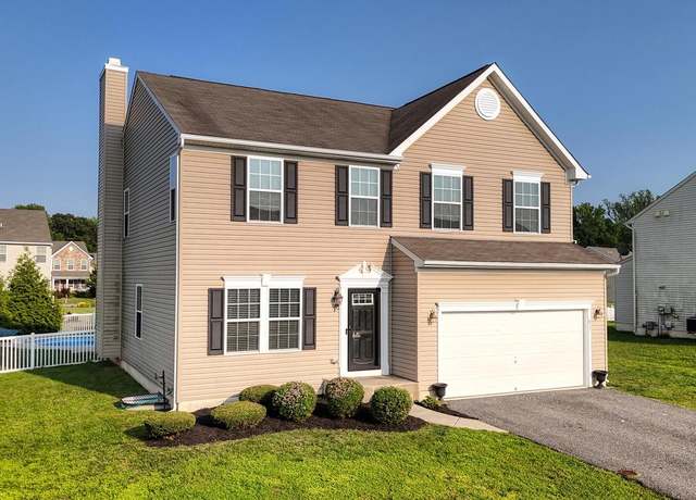 Property at 637 Coldwater Dr, Clayton, DE 19938, 5 beds, 3.5 baths