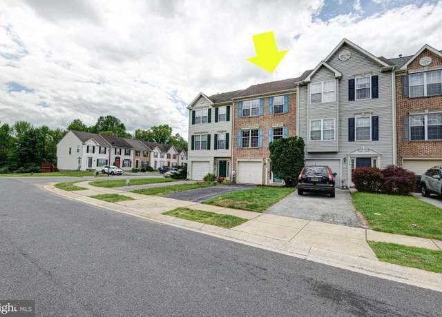 Property at 330 Norman Dr, Newark, DE 19702, 3 beds, 3 baths