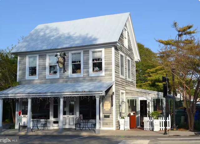 Property at 109 W Market St, Lewes, DE 19958, 2 beds, 2 baths