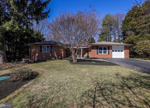 Property at 8300 Hawkins Creamery Rd, Gaithersburg, MD 20882, 4 beds, 3 baths